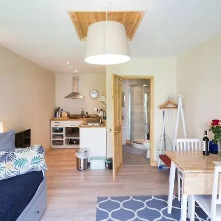 Little House Bristol