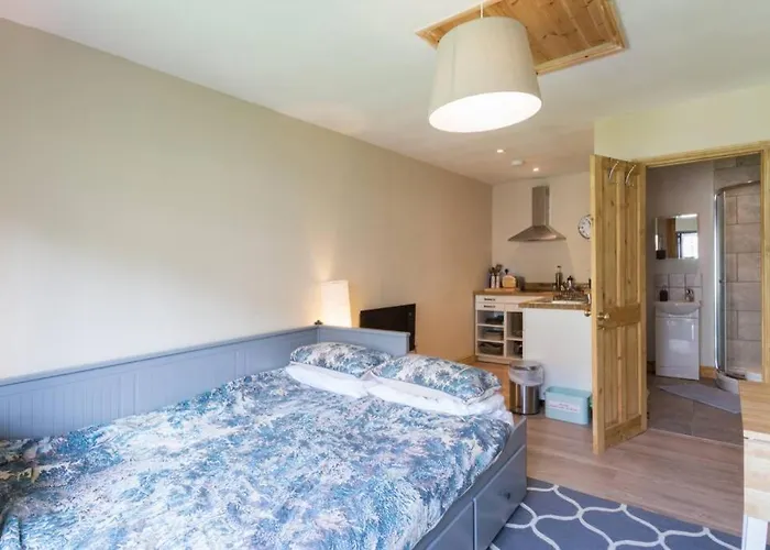 Little House * Bristol